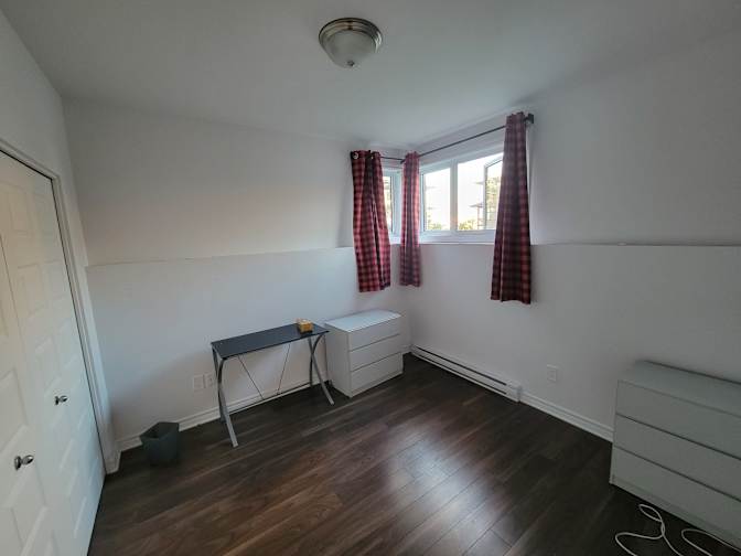 Louis-Mathieu's room