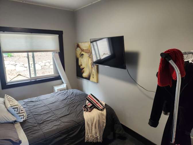 Adrienne kendall's room