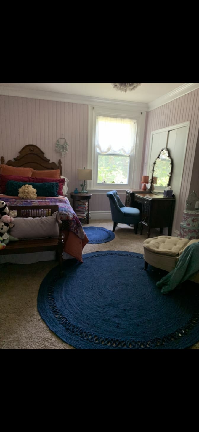 Photo of Angelique's room