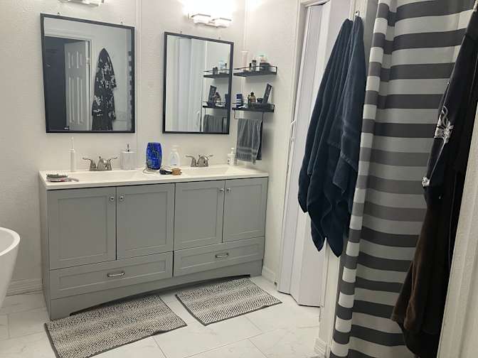 Photo of Modern efficiencies's room
