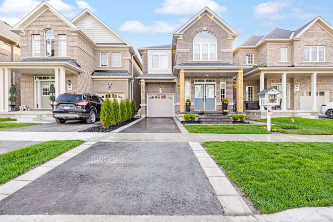 Photo of Tharsan's room