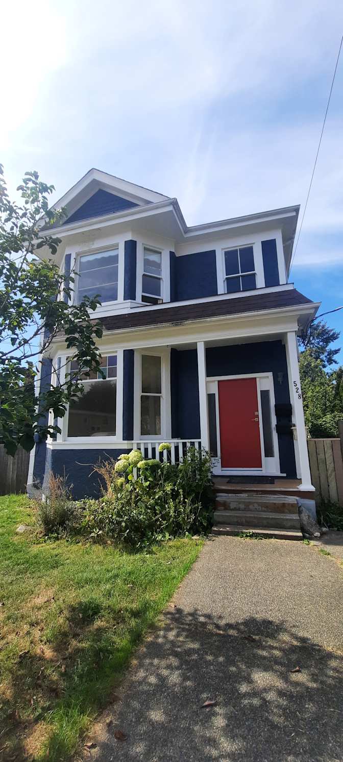 Private room to rent in share house Esquimalt, Briti... Roomies.ca