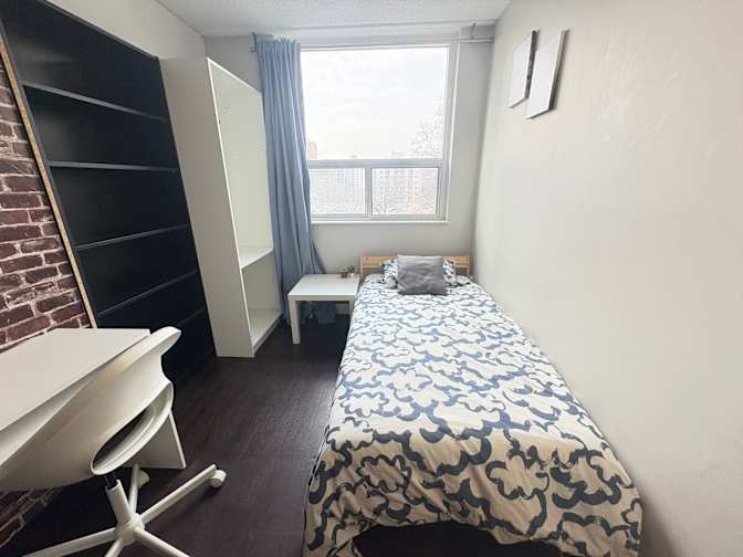 Melike Buyurgan's room