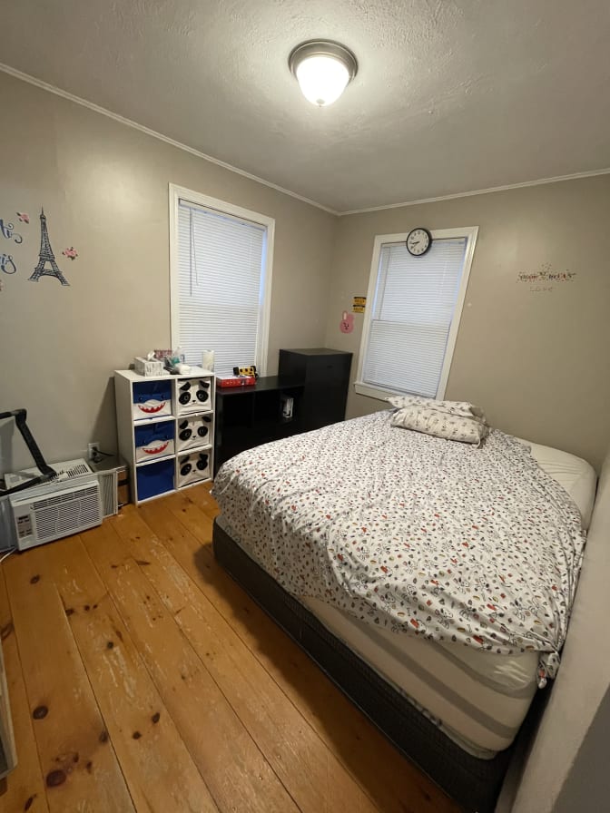 Photo of Henry's room