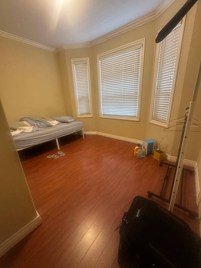 Photo of Zavique's room