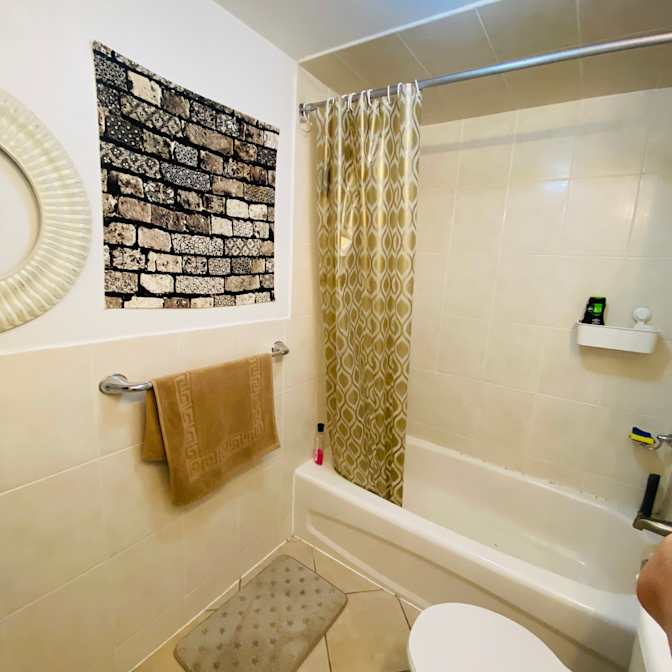 Andrew Madariaga's room