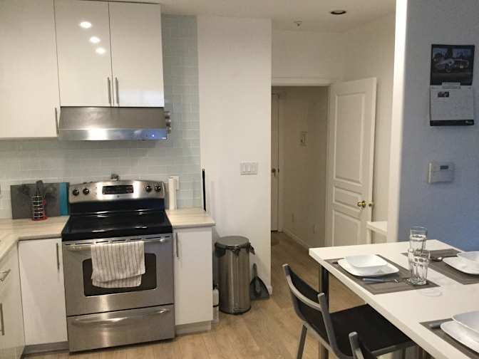 Cléo and Carl's room