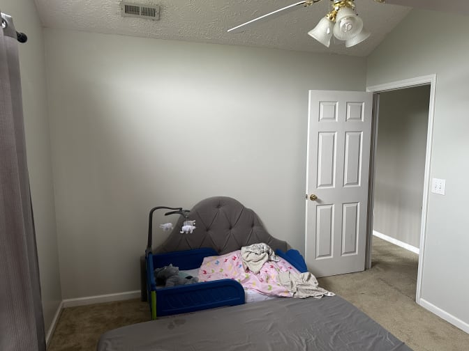 Photo of Brooks's room