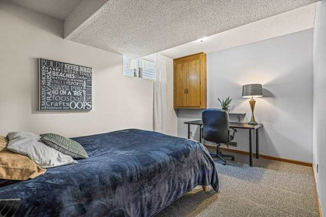 Canmore Rental's room