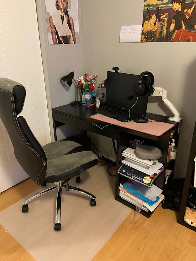 Meghna Grewal's room