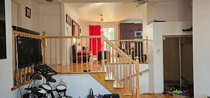 Pierre vivarais's room