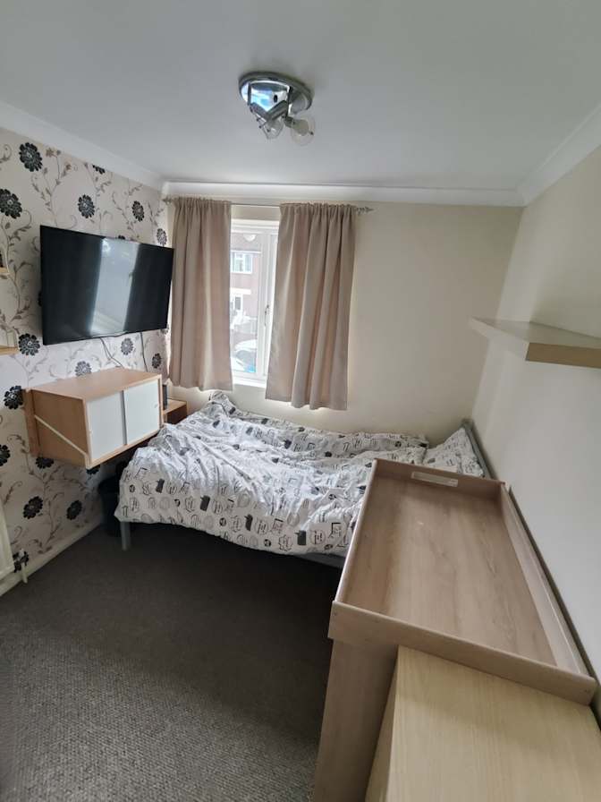 Photo of Bebe's room