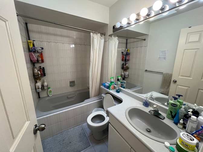 Photo of Samantha's room