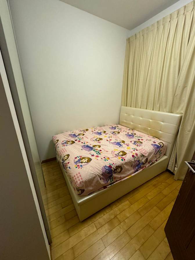 Photo of Carlo's room
