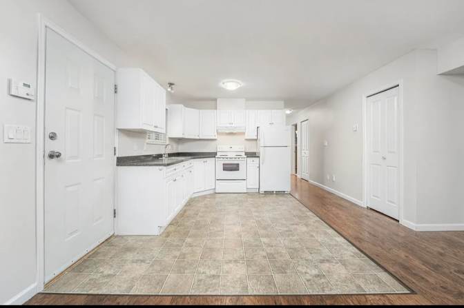 Walkout basement's room