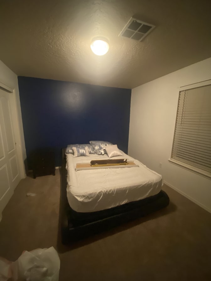 Photo of Annette's room