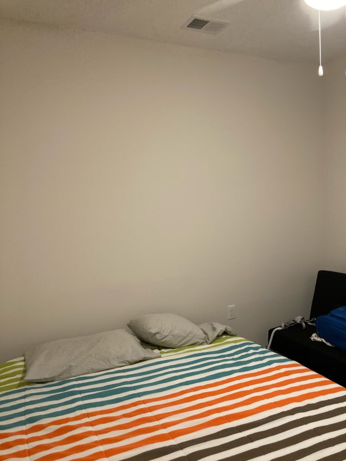 Photo of Harris's room