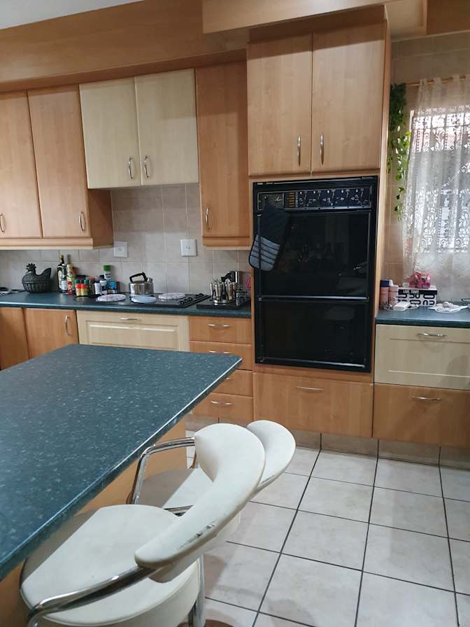 Photo of Elaine's room