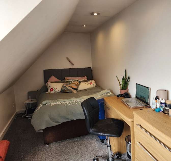 Photo of Kayla's room