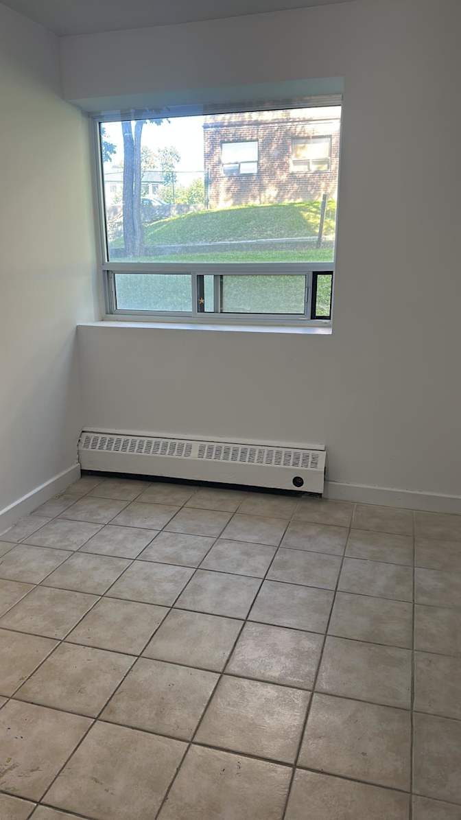 Diksha Rajendra Gupte's room