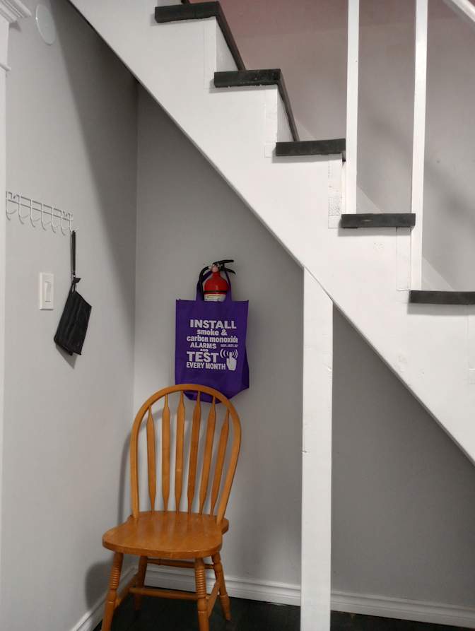 Photo of Ken's room