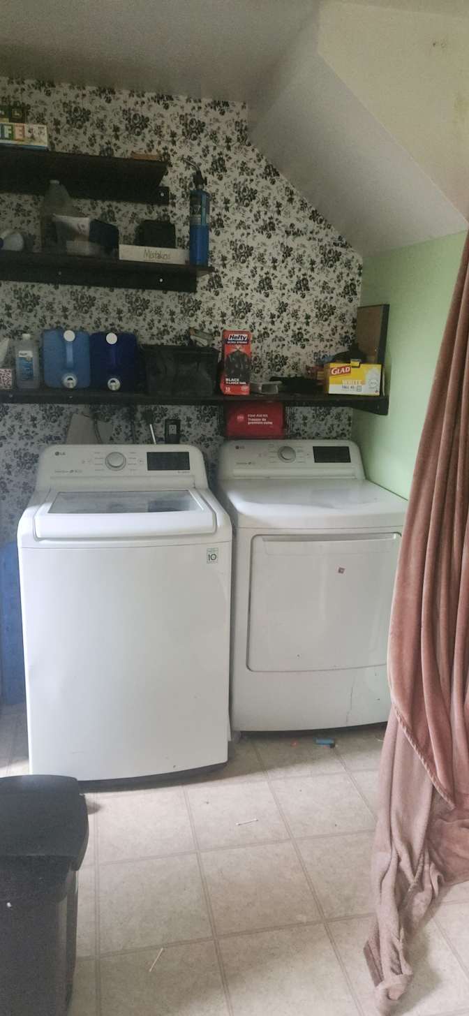 Photo of JUSTIN VANDORP's room