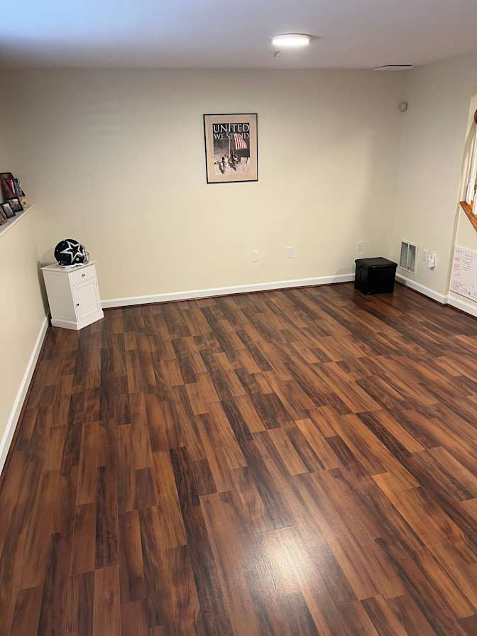 Room share to rent Ballenger Creek, Maryland 21703...