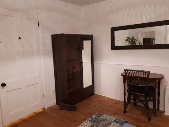 Photo of Mary Anne's room