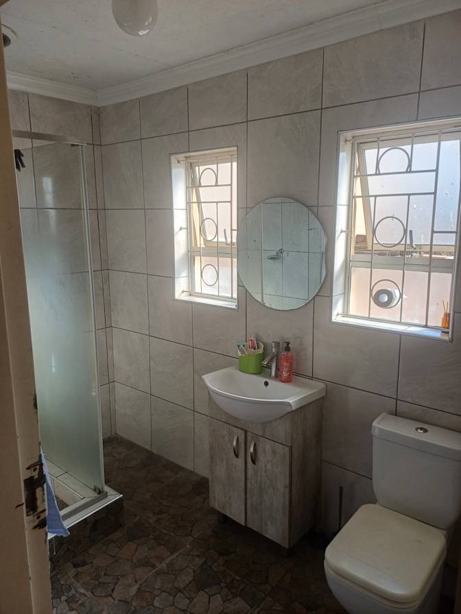 Photo of Sibusiso Thusi's room