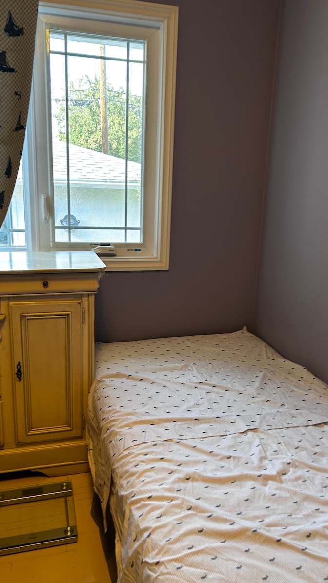 Jane Ann Summers's room