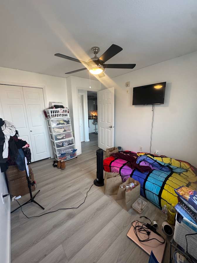 rhonda Janson's room