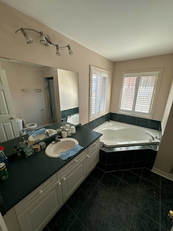 Flauta, Pamela's room