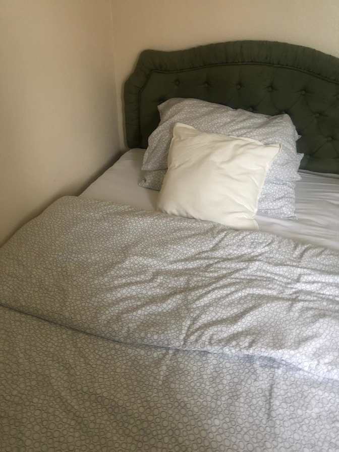 Photo of Stephanie Adeyemo's room