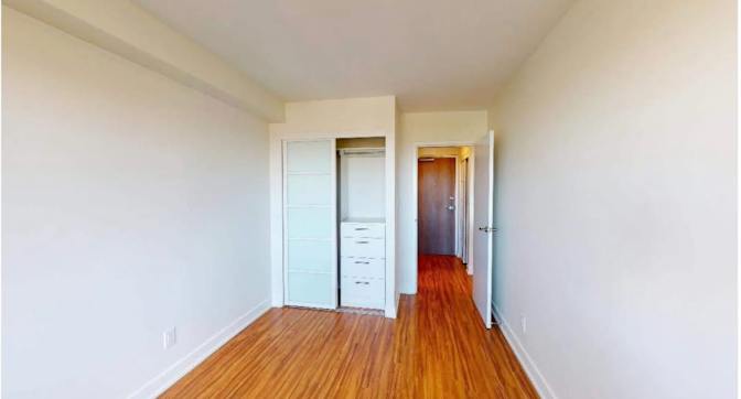 Himangi Rathod's room