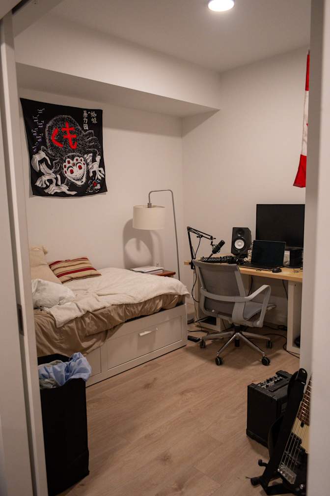 Tobias's room