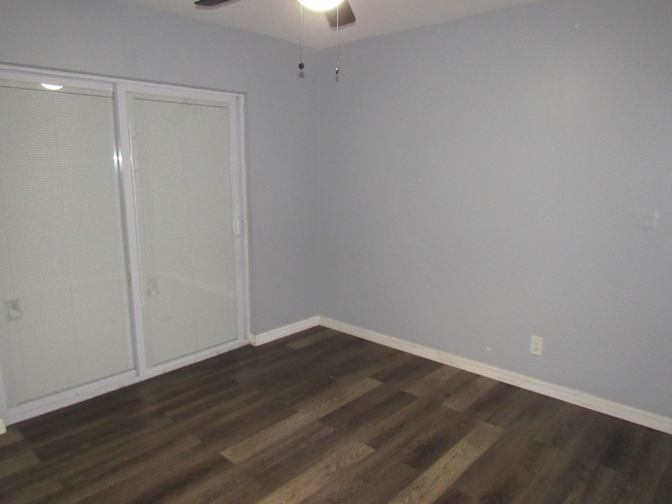 Private room to rent in share house Ave, St. Peters...