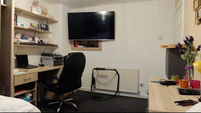 Photo of gassom's room