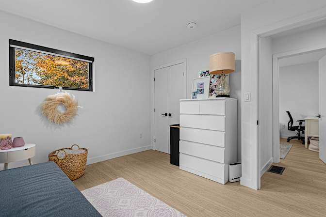 Alexia Economakis's room