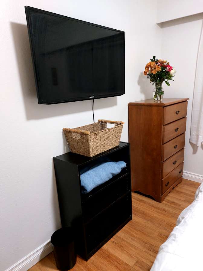 Gare and Debra  Dare's room