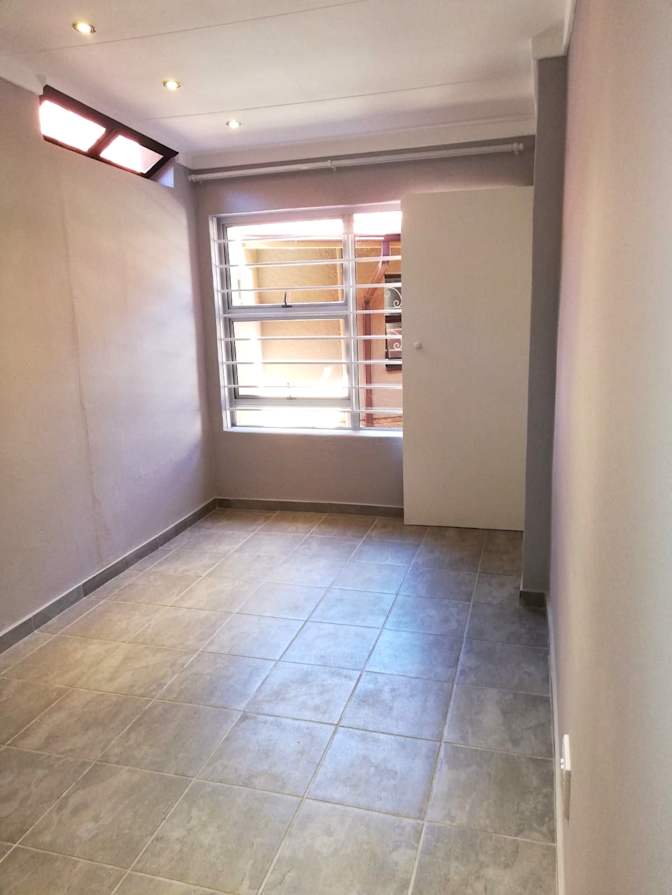 Photo of Roger's room