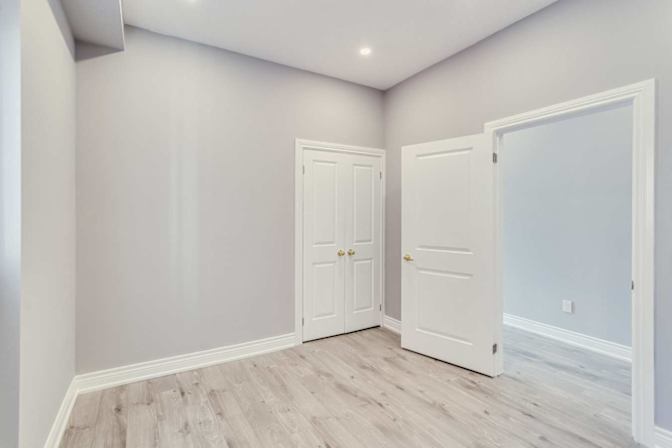 Bobby Sharifian's room