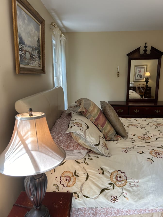 Photo of Donna Francavilla's room