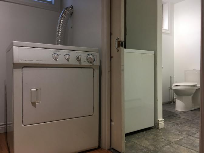 Andrew Michailidis's room