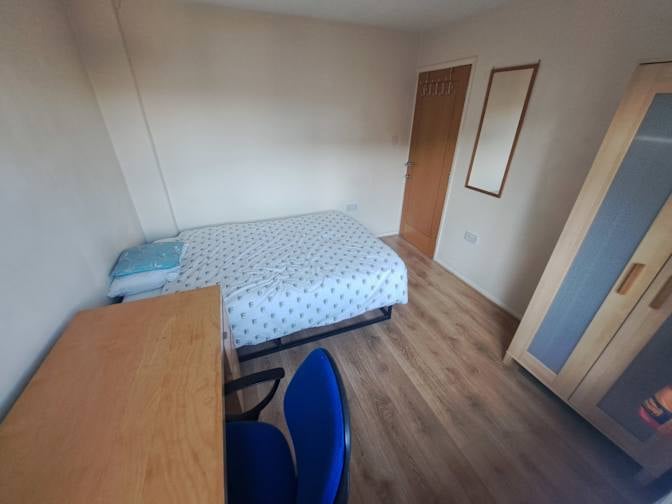 Photo of Tony's room