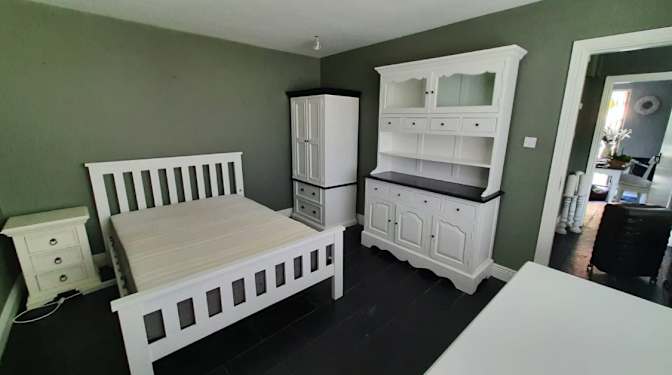 Photo of John Compton's room