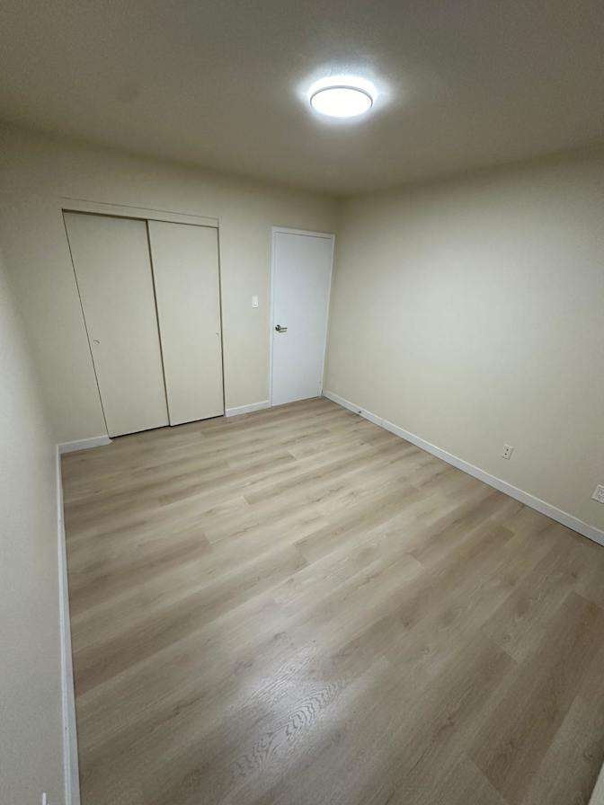 TARIK AHMET TUNA's room