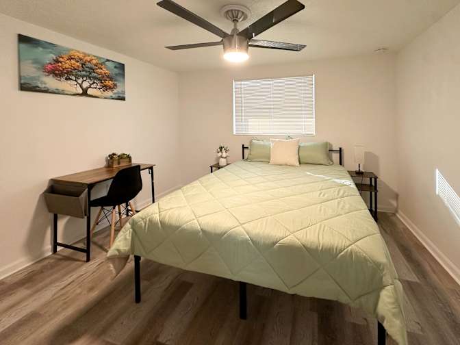 Photo of PadSplit's room