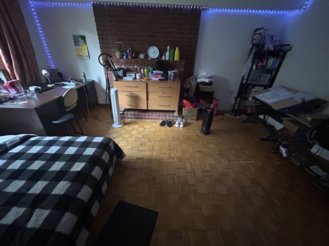 Photo of Kamsi's room