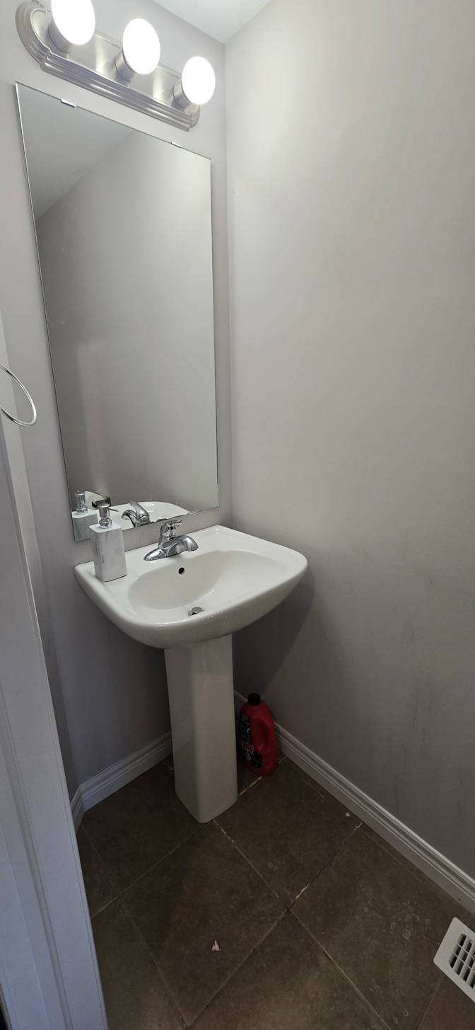 SUBHABRATA DUTTA's room