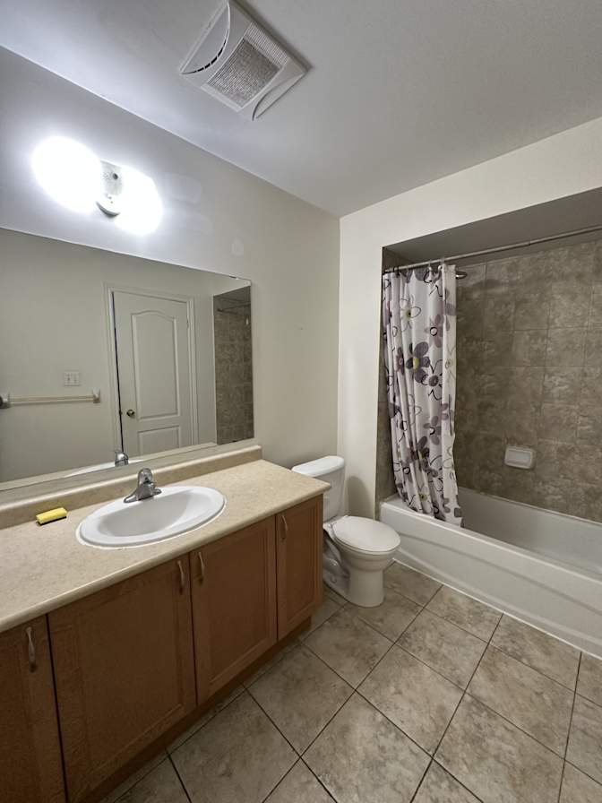 Photo of Gloria's room